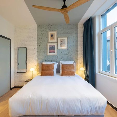 Shway - The Light Blue Parrot Apartamento Antuérpia Exterior foto